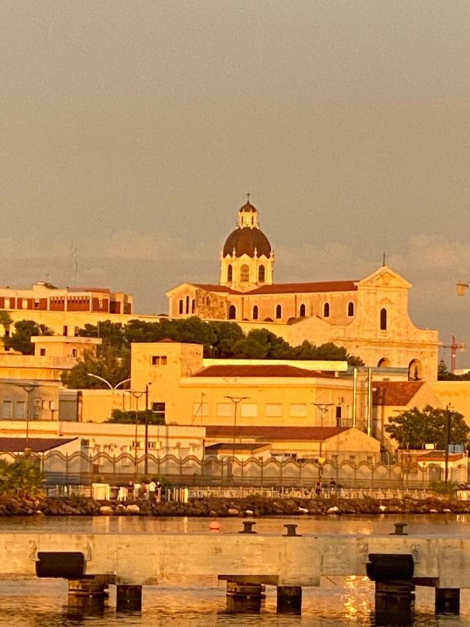 Marina Di Castello Acomodação com café da manhã Cagliari Exterior foto