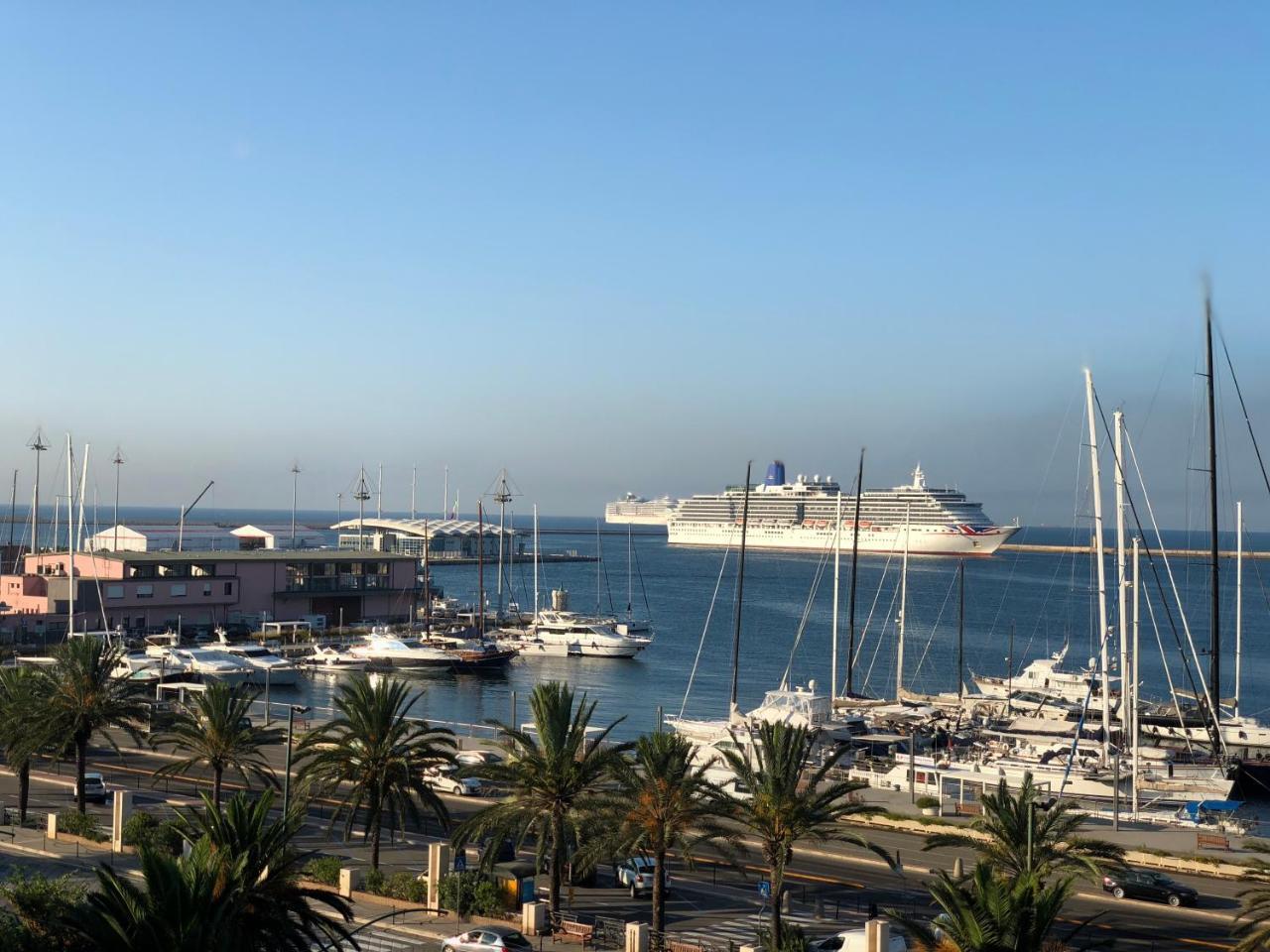 Marina Di Castello Acomodação com café da manhã Cagliari Exterior foto
