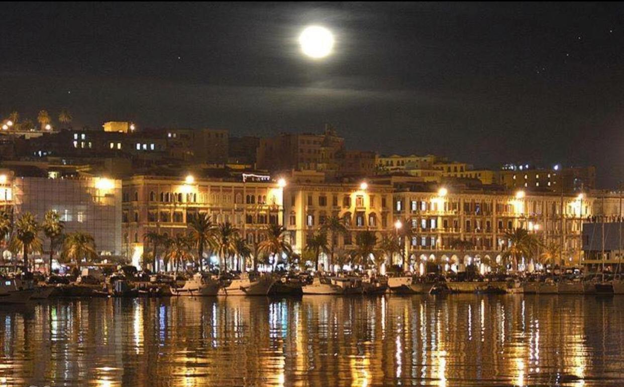 Marina Di Castello Acomodação com café da manhã Cagliari Exterior foto